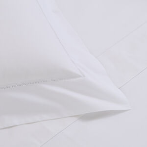 slide 3 Luxury Percale Euro Sham