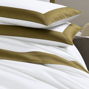 slide 5 Bold Duvet Cover Set