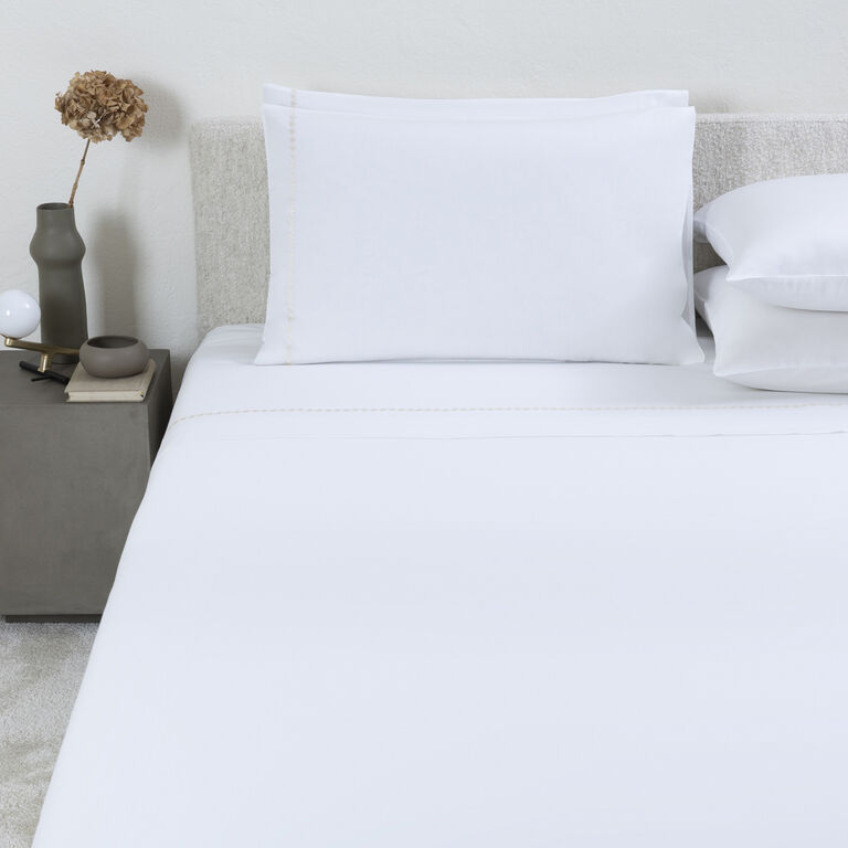 slide 2 Houndstooth Embroidery Sheet Set
